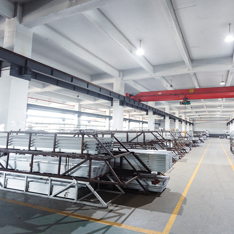 Profilés en aluminium pour cabines d'ascenseur légers et résistants à la corrosion